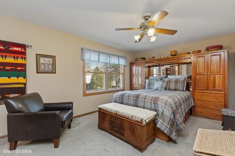 585 Shenandoah Trl, Elgin, IL 60123 photo 6