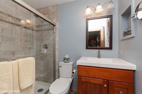 585 Shenandoah Trl, Elgin, IL 60123 photo 7