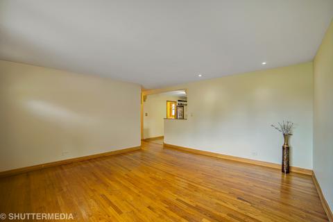 7125 Dover St, Bridgeview, IL 60455 photo 3