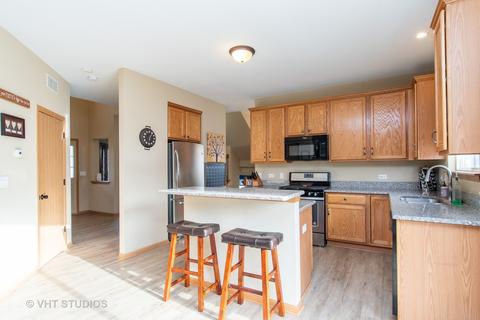 2013 Caton Ridge Dr, Plainfield, IL 60586 photo 4
