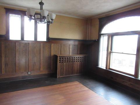 607 E Pells St, Paxton, IL 60957 photo 8