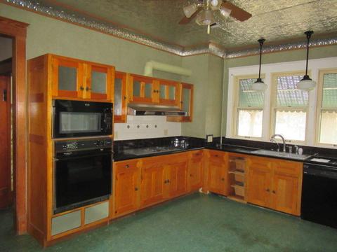 607 E Pells St, Paxton, IL 60957 photo 10