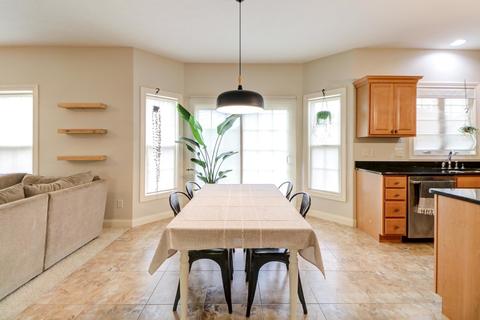 2007 Wiggins St, Champaign, IL 61822 photo 13