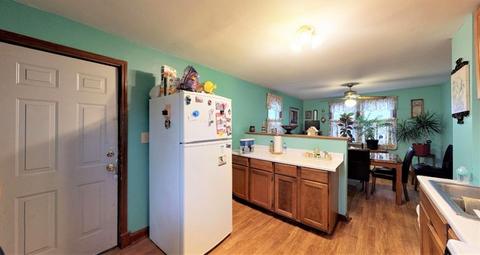 815 North Ave, Aurora, IL 60505 photo 5