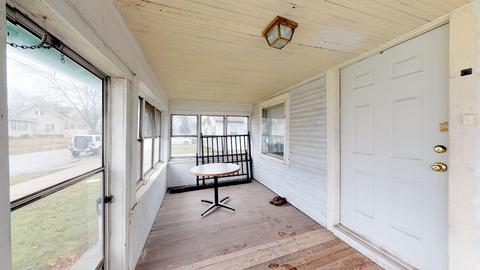 815 North Ave, Aurora, IL 60505 photo 2