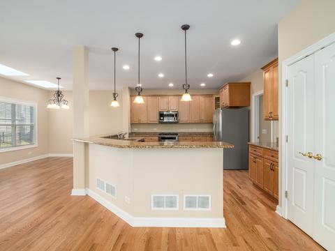 24834 Winterberry Ln, Plainfield, IL 60585 photo 7