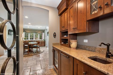 17 Hawkins Cir, Wheaton, IL 60189 photo 13