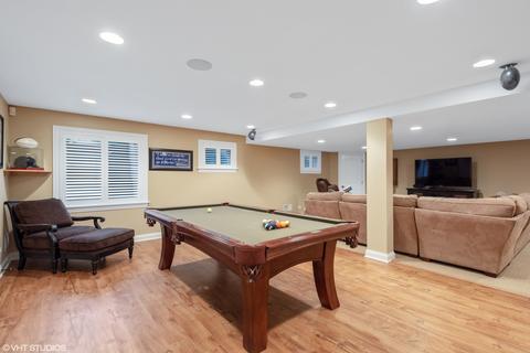 17 Hawkins Cir, Wheaton, IL 60189 photo 28