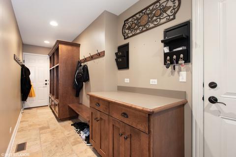 17 Hawkins Cir, Wheaton, IL 60189 photo 20