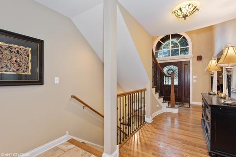 17 Hawkins Cir, Wheaton, IL 60189 photo 18
