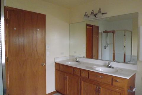 5500 Christopher Dr, Oak Forest, IL 60452 photo 14