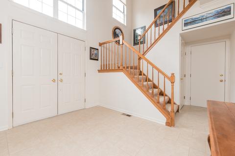 625 Old Oak Cir, Algonquin, IL 60102 photo 5