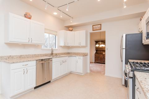 625 Old Oak Cir, Algonquin, IL 60102 photo 11