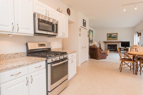 625 Old Oak Cir, Algonquin, IL 60102 photo 14