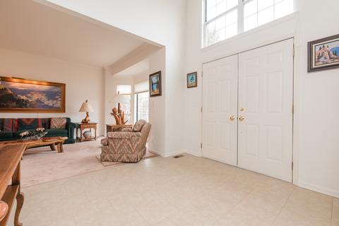 625 Old Oak Cir, Algonquin, IL 60102 photo 6