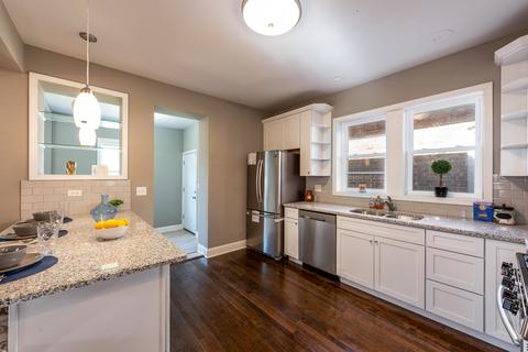 1732 E 84th St, Chicago, IL 60617 photo 8