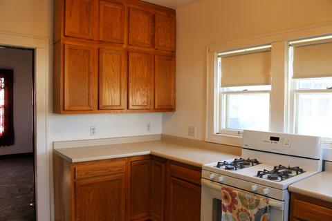 423 E Pells St, Paxton, IL 60957 photo 22