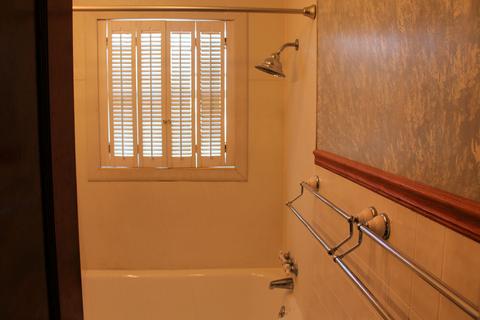423 E Pells St, Paxton, IL 60957 photo 9