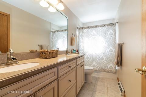 6516 Forestview Dr, Oak Forest, IL 60452 photo 9