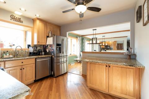 6516 Forestview Dr, Oak Forest, IL 60452 photo 3
