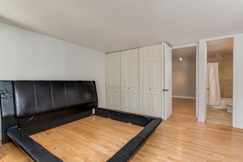100 E Walton St #12D, Chicago, IL 60611 photo 11