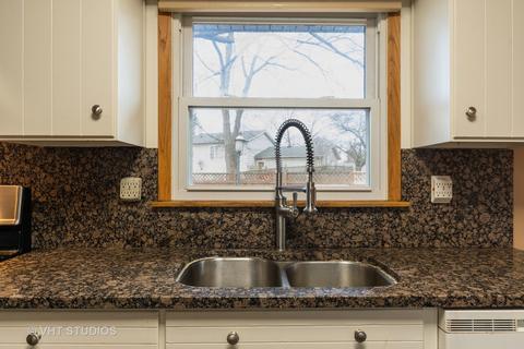 33 Codorus Rd, Montgomery, IL 60538 photo 3
