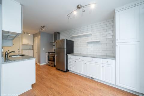 1675 Valley Forge Ct #E, Wheaton, IL 60189 photo 5
