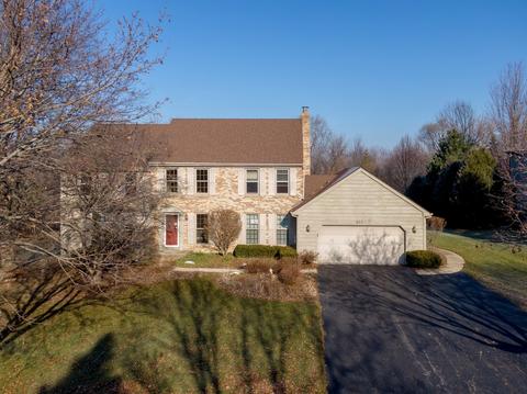 211 Greens View Dr, Algonquin, IL 60102 photo 1