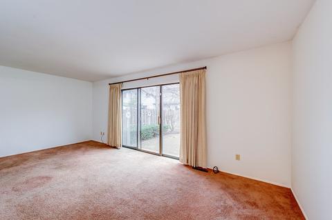 11 Kensington Loop, Elgin, IL 60123 photo 16