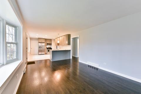 317 S Wille Ave, Wheeling, IL 60090 photo 4