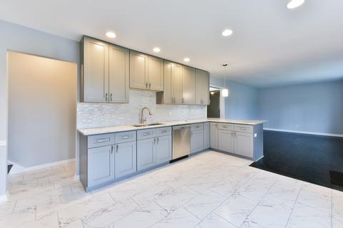 317 S Wille Ave, Wheeling, IL 60090 photo 6
