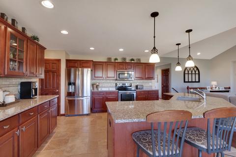 306 Marsh Hawk Dr, Le Roy, IL 61752 photo 12
