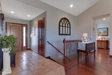 306 Marsh Hawk Dr, Le Roy, IL 61752 photo 16
