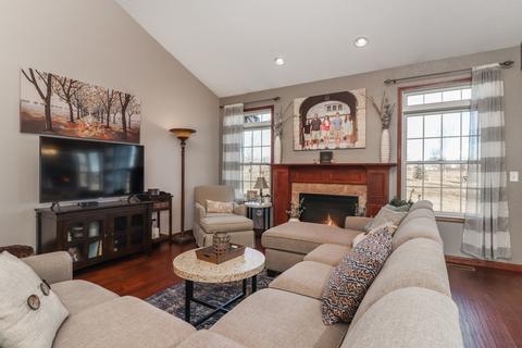306 Marsh Hawk Dr, Le Roy, IL 61752 photo 6