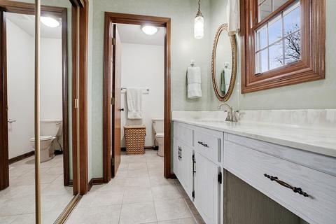 5531 Maple Ln, Midlothian, IL 60445 photo 11
