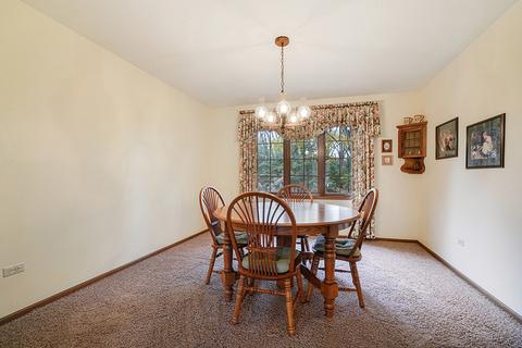 5531 Maple Ln, Midlothian, IL 60445 photo 8