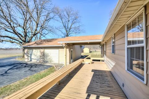 1690 E Us Hwy 36, Camargo, IL 61919 photo 27