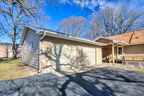 1690 E Us Hwy 36, Camargo, IL 61919 photo 28