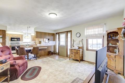 1690 E Us Hwy 36, Camargo, IL 61919 photo 4