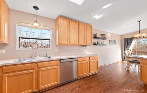 1379 Cary Rd, Algonquin, IL 60102 photo 11