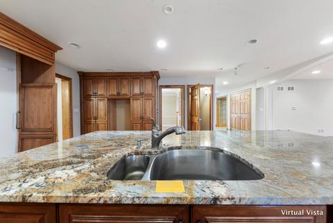 1607 Cavalier Ct, Wheaton, IL 60189 photo 21