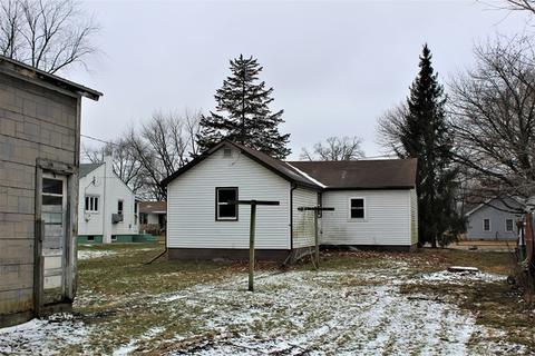 809 Jackson St, Prophetstown, IL 61277 photo 4