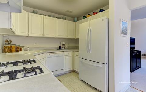 995 Willow St, Itasca, IL 60143 photo 9