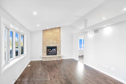 1804 Winger Dr, Plainfield, IL 60586 photo 2
