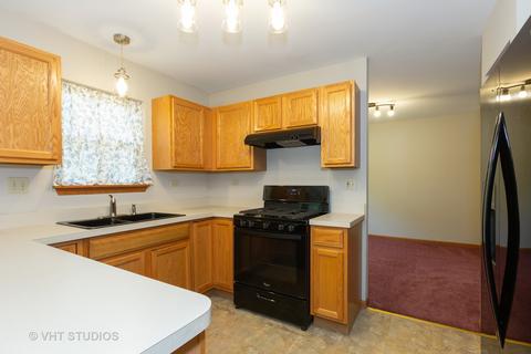 310 S Constitution Dr, Aurora, IL 60506 photo 6