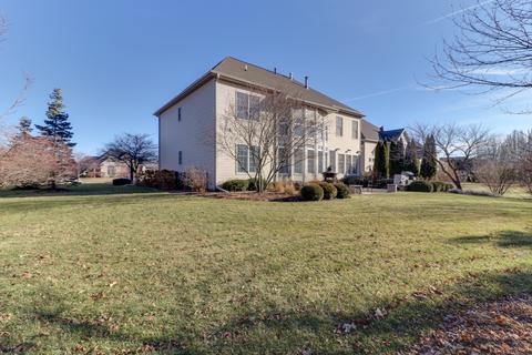 8 Derby Way, Bloomington, IL 61704 photo 4