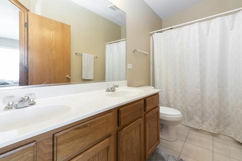 1454 Millbrook Dr, Algonquin, IL 60102 photo 9