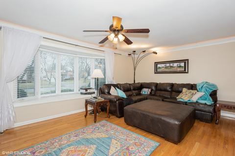 1286 Downing Ct, Wheaton, IL 60189 photo 4