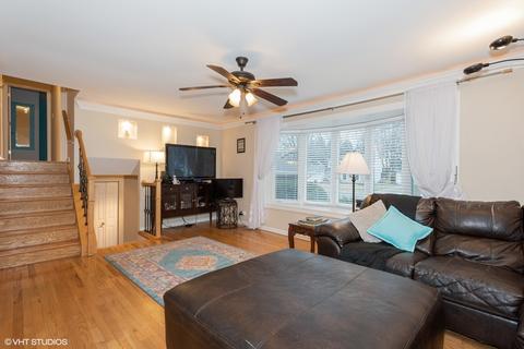 1286 Downing Ct, Wheaton, IL 60189 photo 3