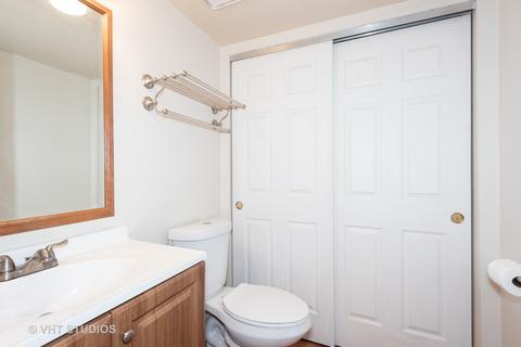 469 Hadley Ct, Bartlett, IL 60103 photo 7